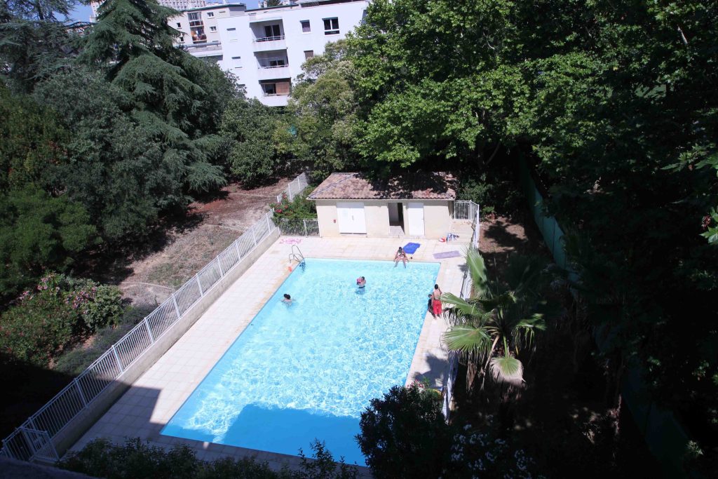 19a35214.jpg